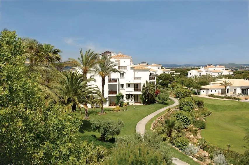 Pine Cliffs Suites Albufeira Hotel